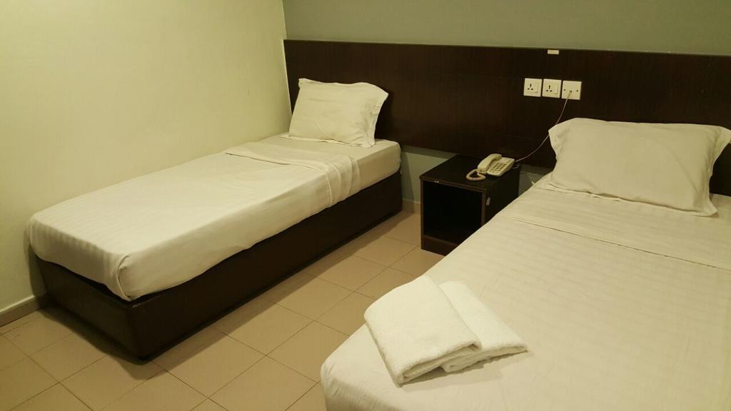 Tiong Nam Hotel Pasir Gudang Bagian luar foto