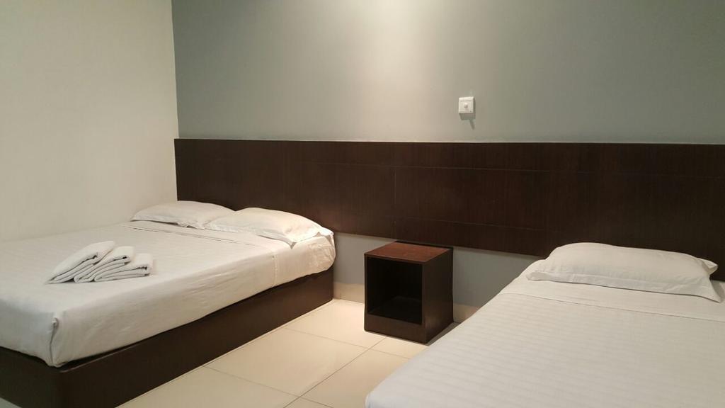 Tiong Nam Hotel Pasir Gudang Bagian luar foto